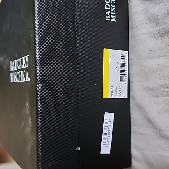 Badgley Mischa size 8 Ulissa Navy Satin Heels - Picture 6 of 6